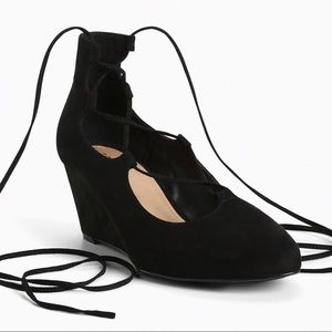 EUC Torrid Wide Faux Suede Lace Up Mini Wedges